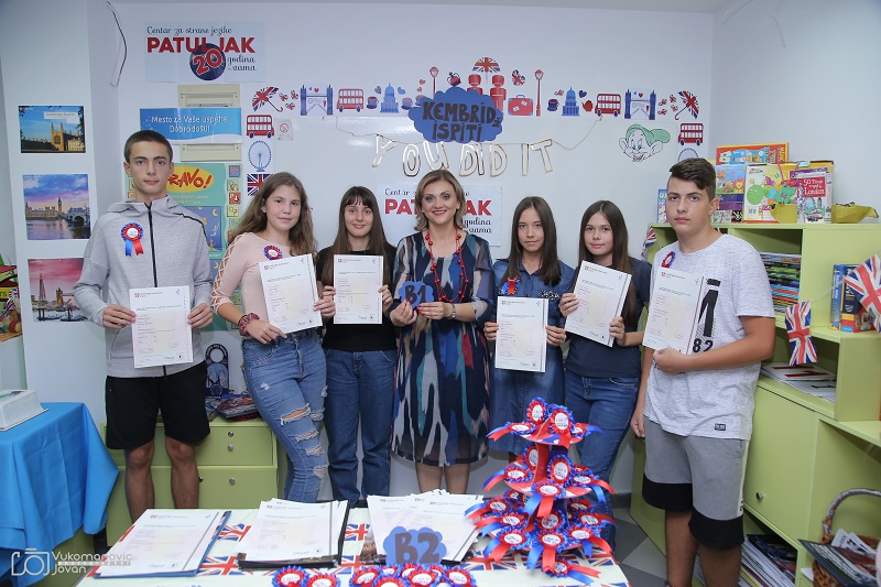 Čestitamo PET B1 Kembridž sertifikate